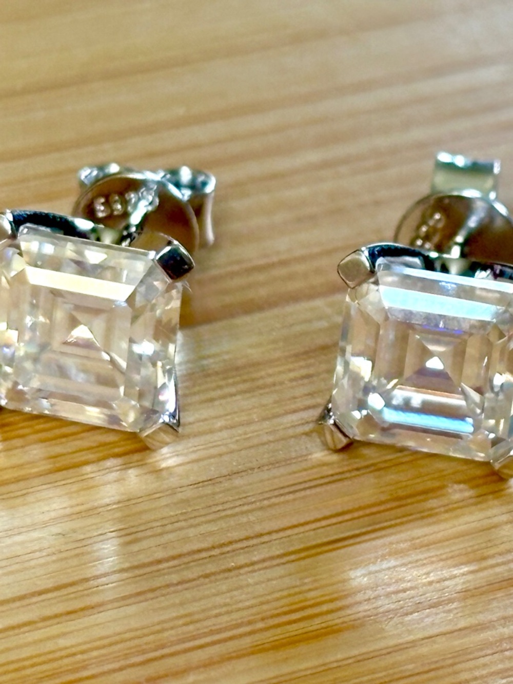 A perfect pair of 6ctw Asscher Moissanite studs in 935 Argentium silver! - Picture 11 of 15